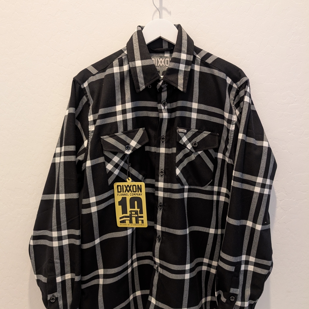 DIXXON Decade of Disobedience Size M Flannel Shirt